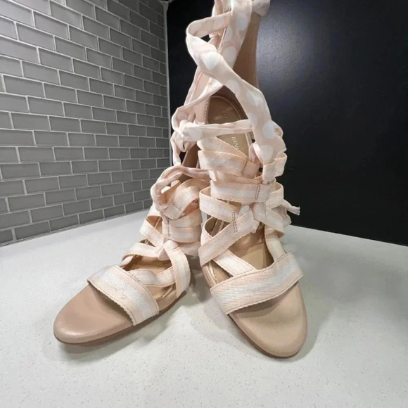 Gianni Bini Heel Strap Sandals Size 10 - Picture 2 of 12